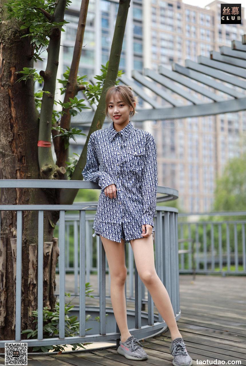 丝慕写真 小颖《小颖的户外之旅》