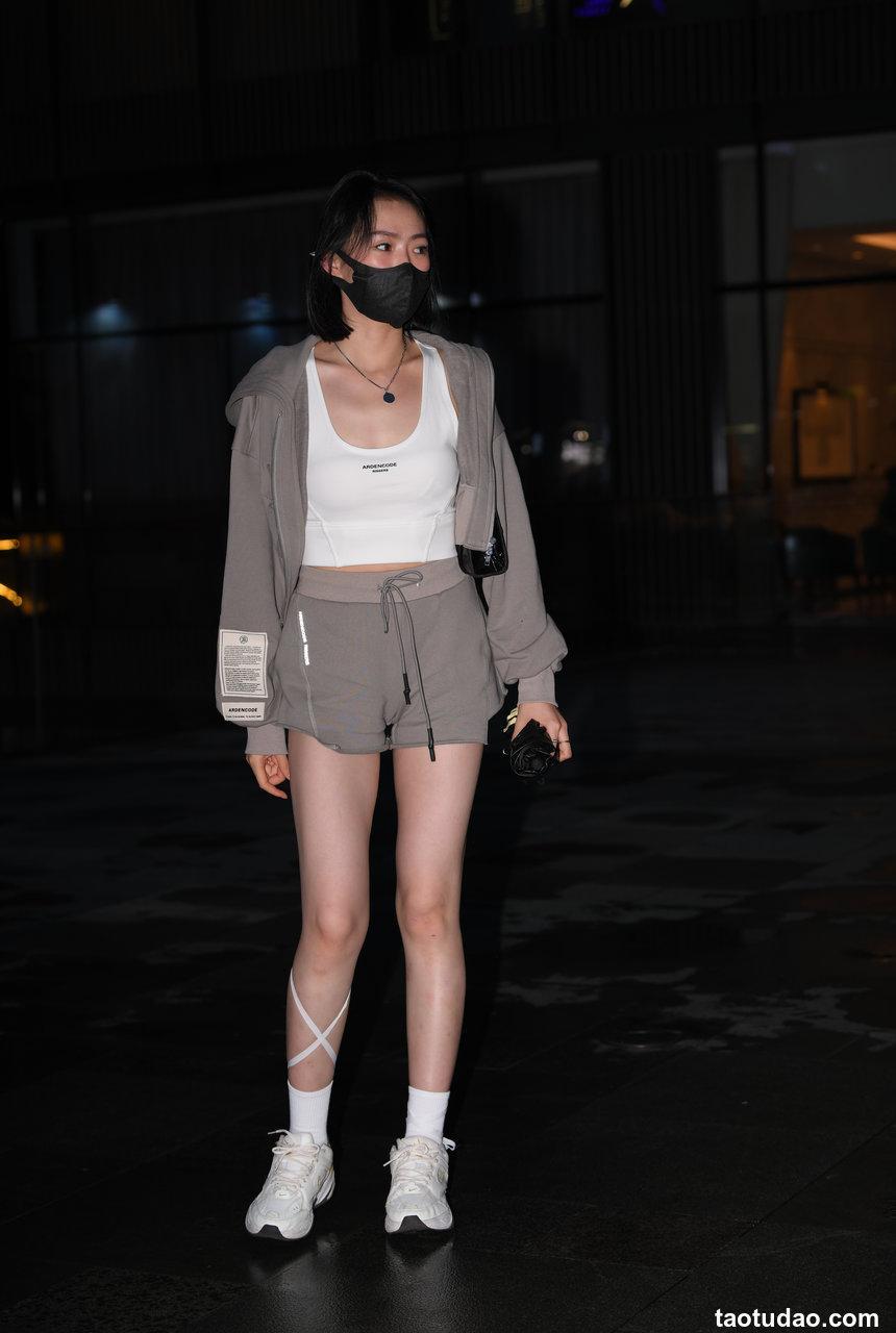 都市丽人夜拍小姐姐 [173P-3.68G]