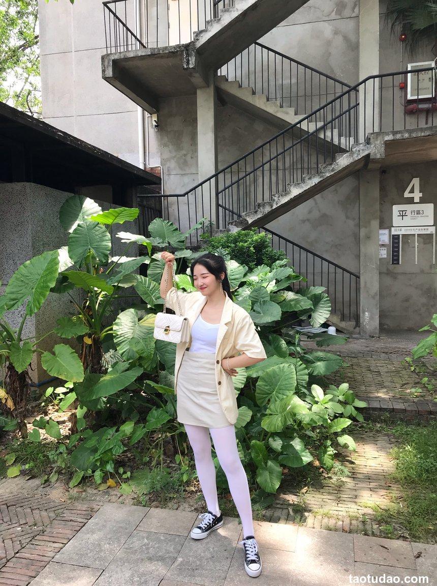 [最爱帆布鞋] 丝袜美腿写真 ON.53 图套