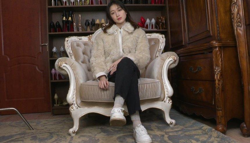 [A&F]丝足视频 086-小美女baby展示棉袜裸足 [1V-3.55G]