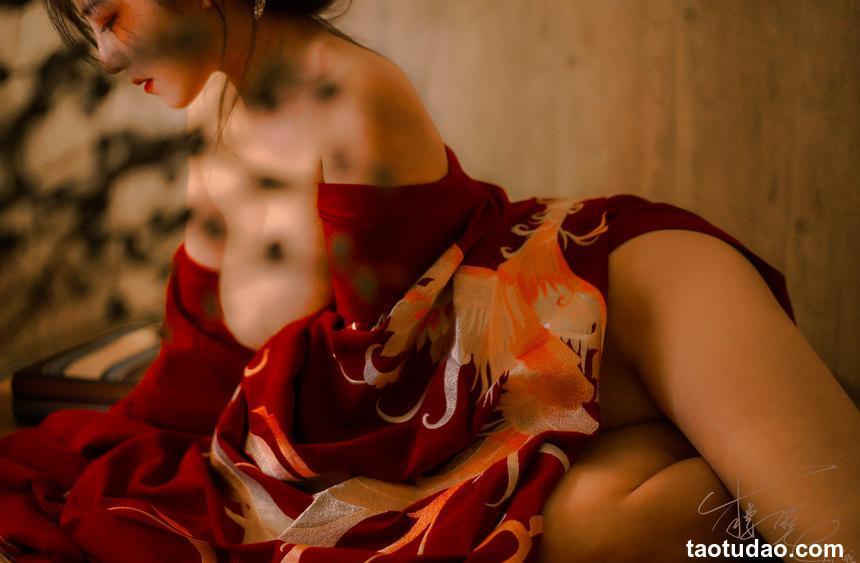 樱晚gigi - NO.15 惊鸿 [23P-244MB]