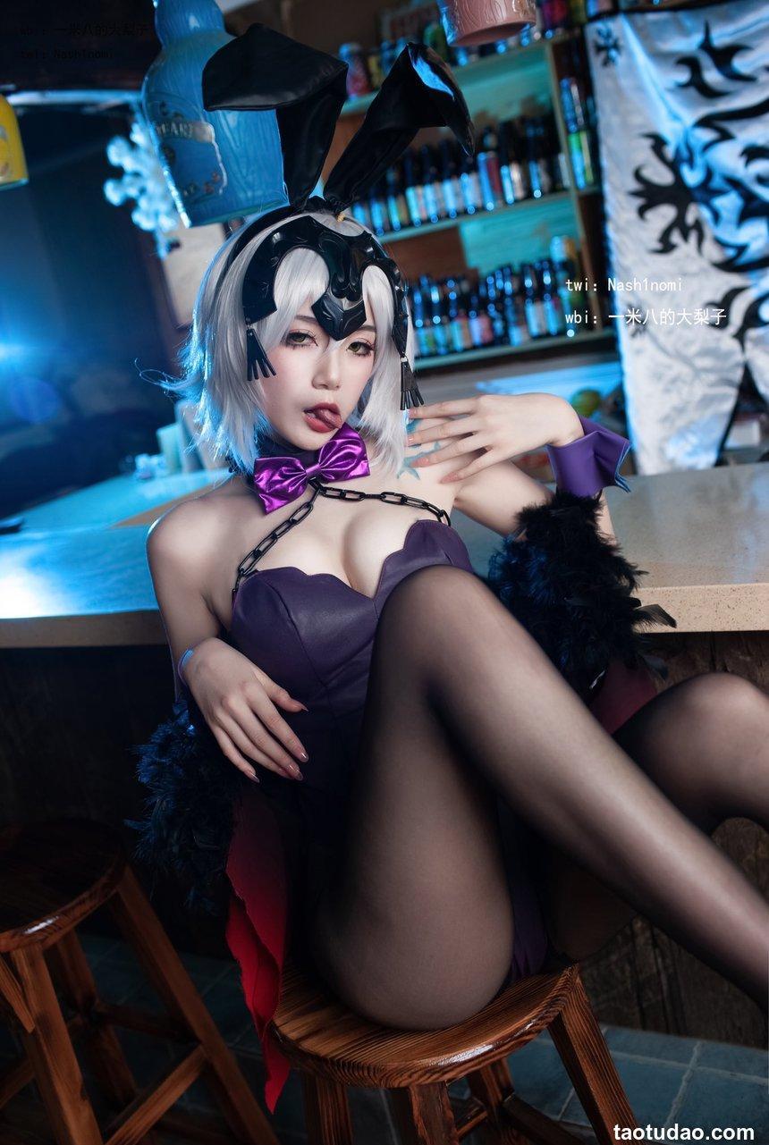 大梨子-010 黑贞德·兔女郎 [11P-3.4M]