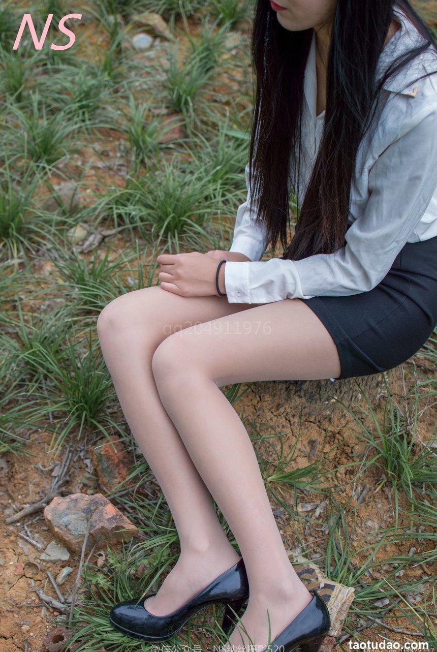 纳丝摄影 琴子 来我家里啦 丝袜好特殊的 [117P1V-2.12GB]