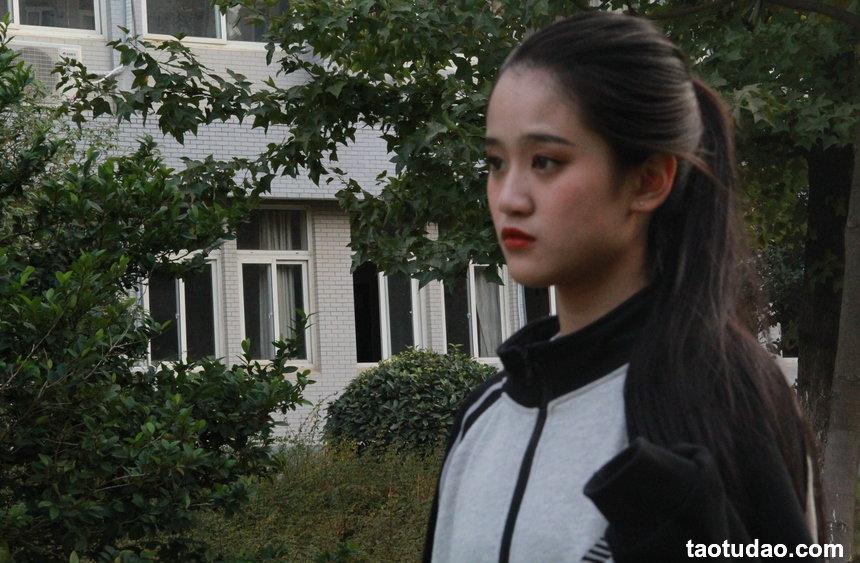 [最爱帆布鞋] 丝袜美腿写真 ON.19 图套+视频