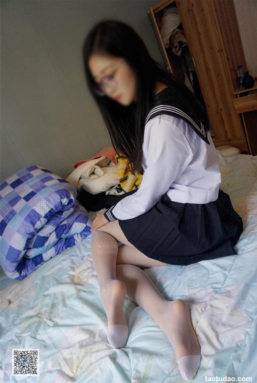 妖精视觉 NO.064 甜甜 闺房的白丝袜[69P／37.2MB]