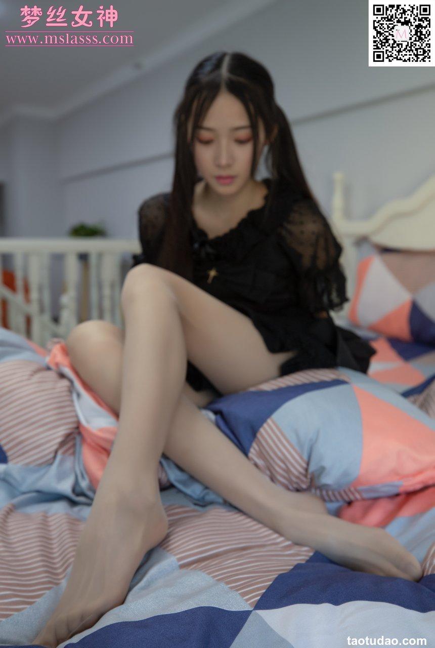 [MSLASS梦丝女神] 2020.05.13 NO.112 诗琪3《刚起床的小侠女》[70+1P828M]
