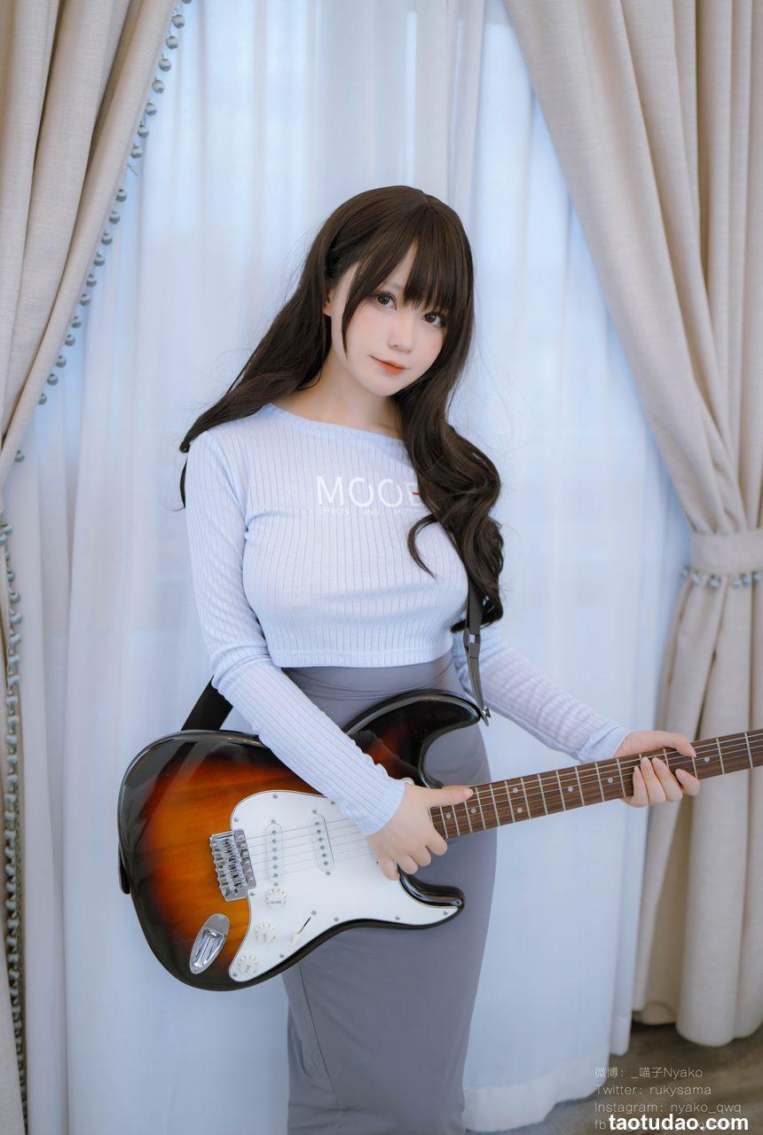 Nyako喵子-吉他妹妹连衣裙[71P+1V-712MB]