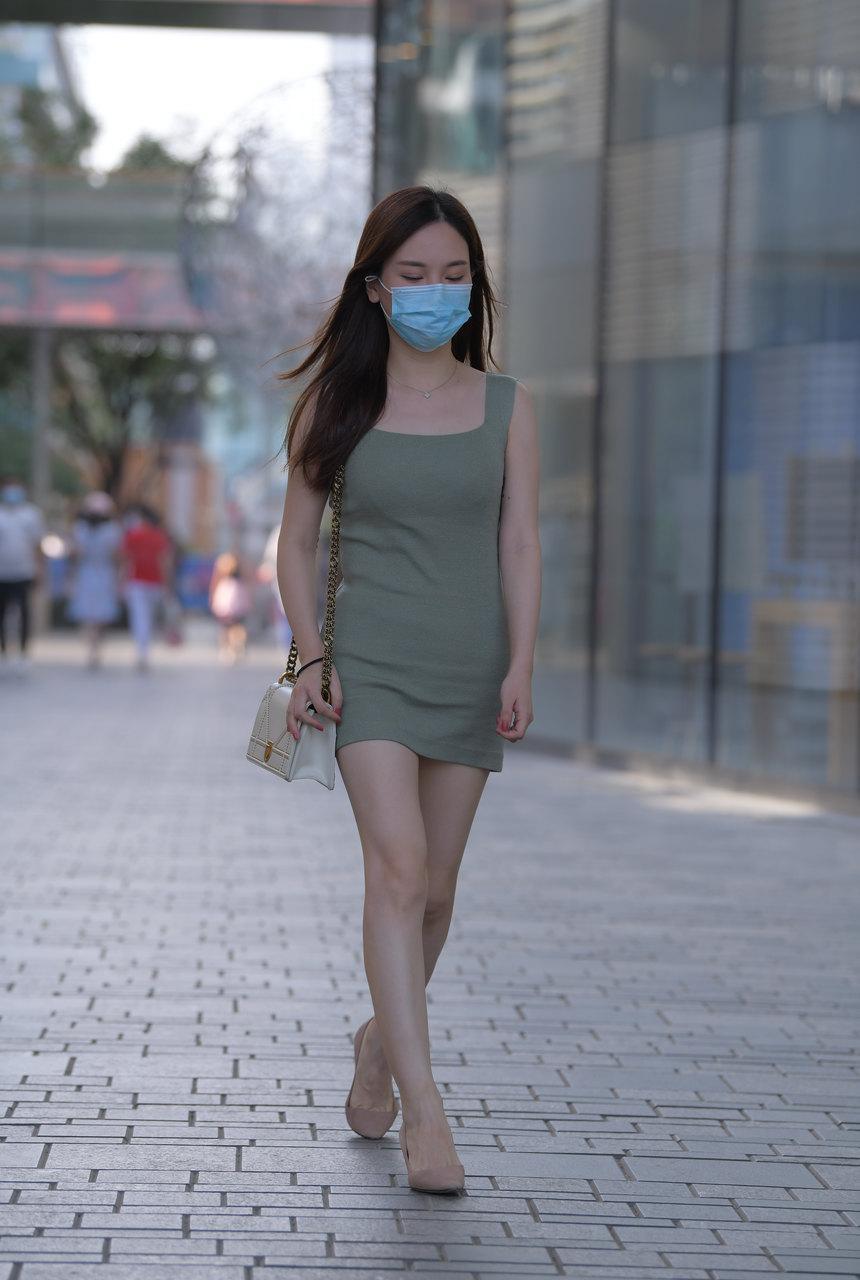 都市丽人连体包臀裙妹子【73P-1.61GB】