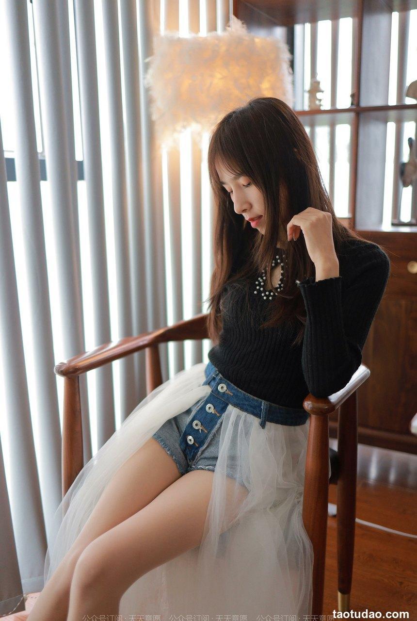 [IESS异思趣向] 2022.04.30 丝享家1075：美子《女追男隔层纱》[89P／141MB]