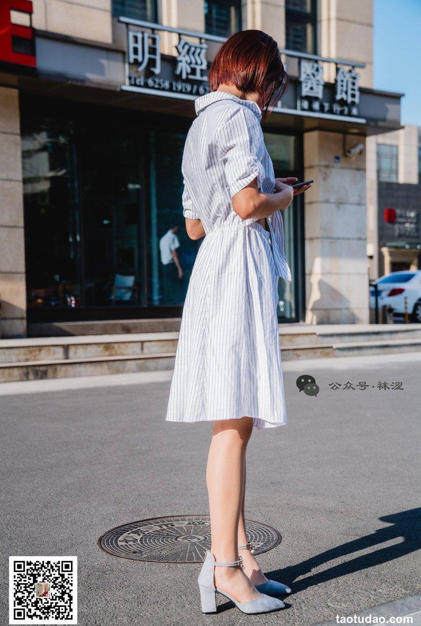 袜涩写真 VOL.056  白色连衣裙 [37P／233MB]