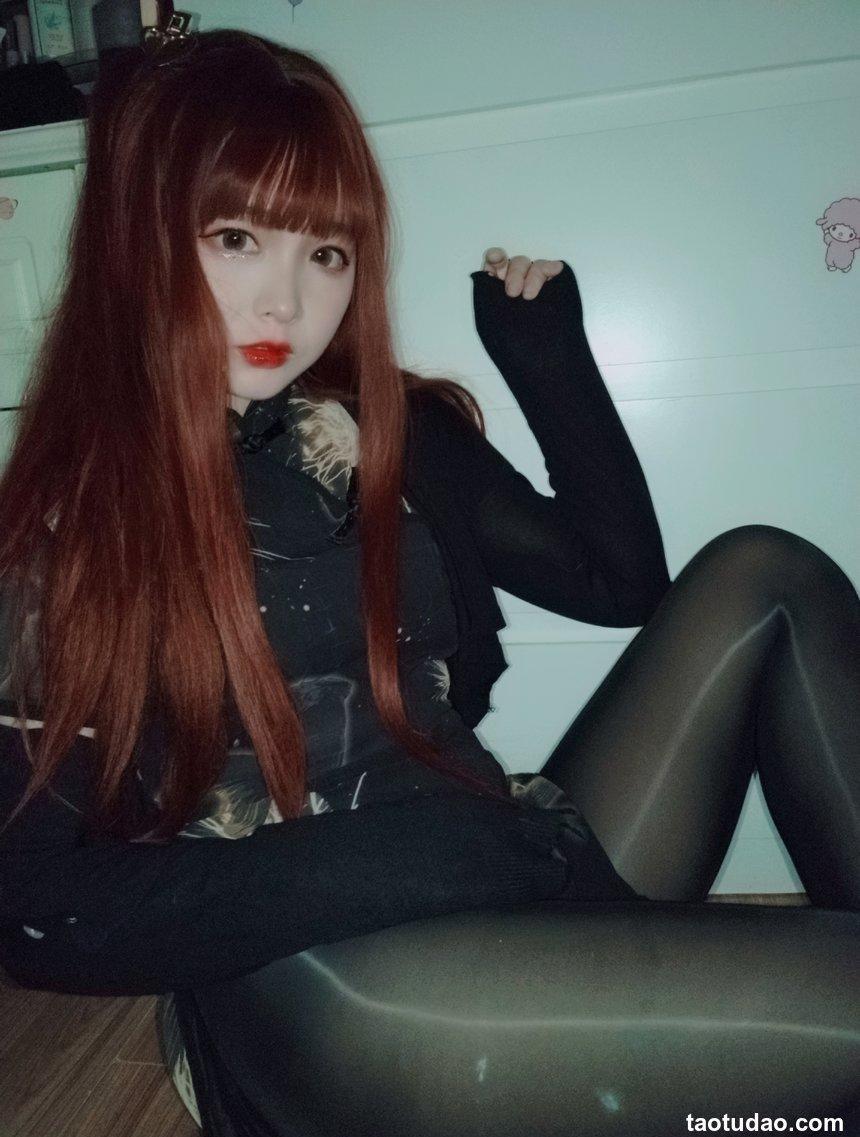 二次元美女古川kagura - 亮丝黑旗袍 [42P5V-254MB]