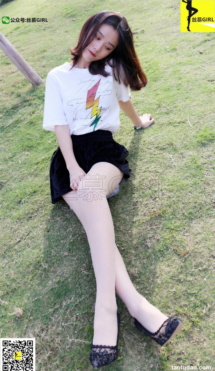 丝慕写真 第014期 模特：四月《黑天鹅与白天鹅》[88P132M]