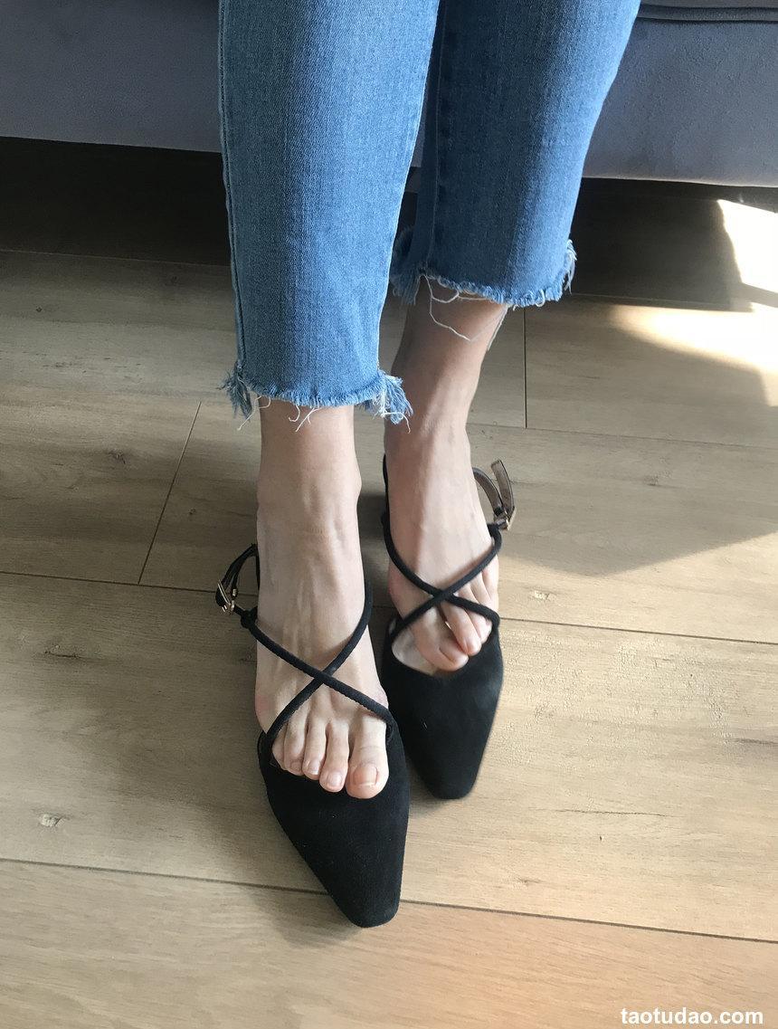 安乔乔 NO.015 脏脚踩鸡蛋 [116P+412M]