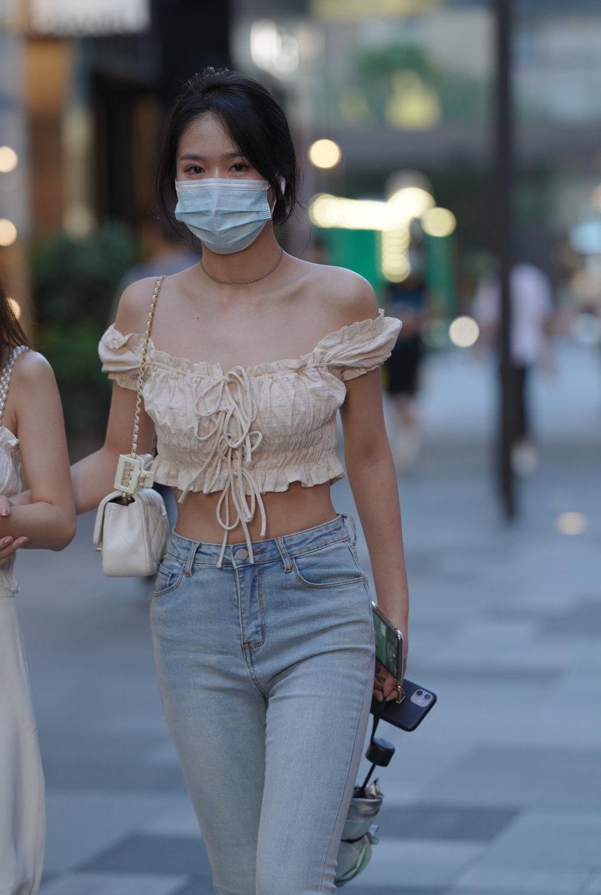 都市丽人紧牛长腿 【87P-1.38G】