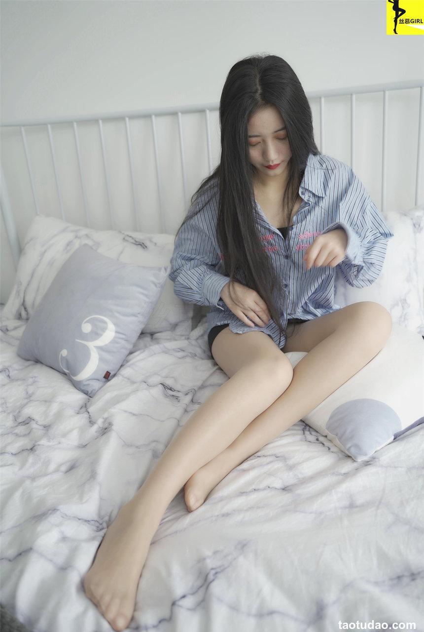 丝慕写真 双双 丝密《她来了》 [66P]