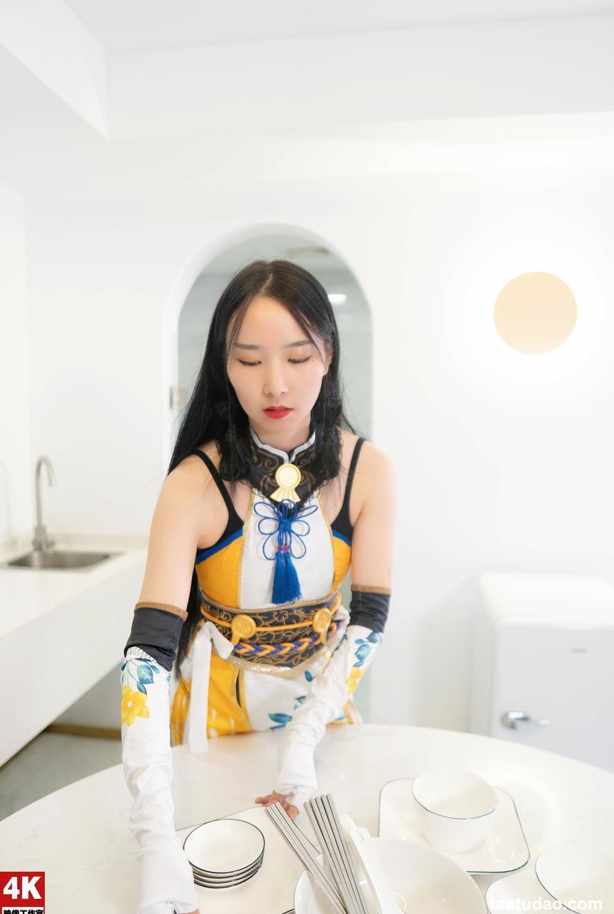 [Ligui丽柜] 2022.03.11 《做家务的胡桃》枫玥 [62+1P-17M]