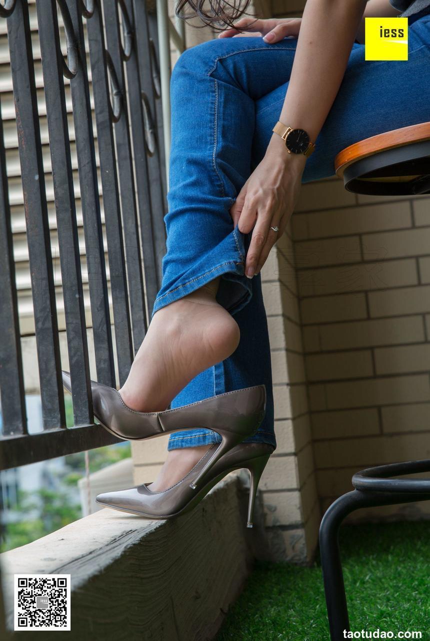 [IESS异思趣向] 2018.05.21 丝享家236《辣妈的喇叭裤短丝》辣妈（君君）[99+1P]