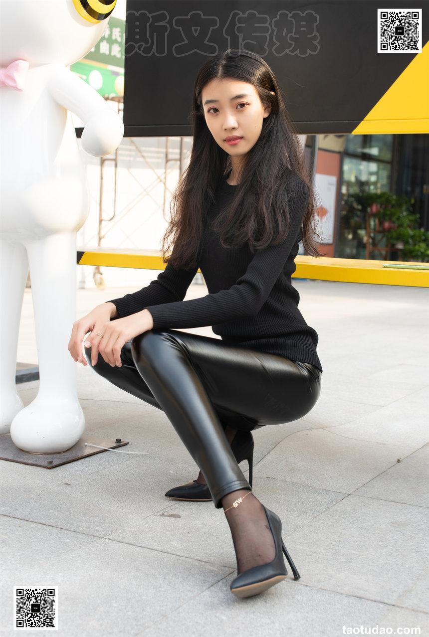 SIW斯文传媒 054 2019秋冬时尚性感紧身保暖加绒皮裤 - 蓉儿 [61P-135M]