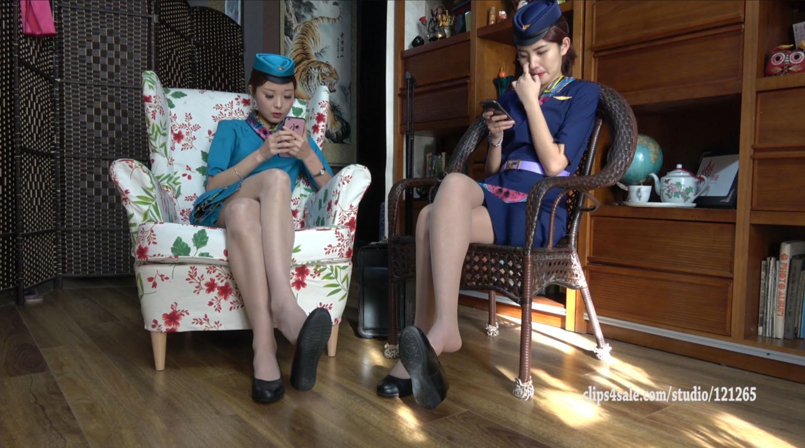 K&M 028-王佳，芮芮双人空乘制服挑鞋 [MP4-1.48G]