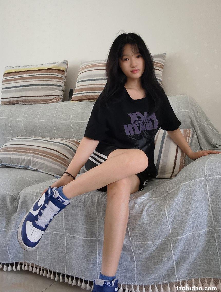 [誉铭传媒]袜足摄影 2022年《8月整合福利》[133P+5V／876MB]