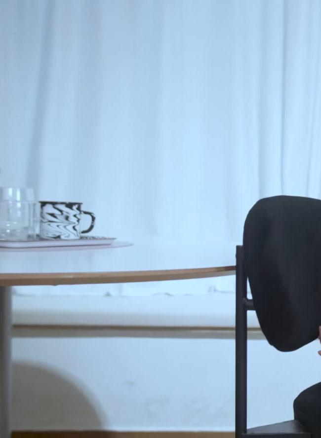 [Ligui丽柜] 2021.03.06 HD视频《红胶布挣脱》奈沐子 [1V-255M]