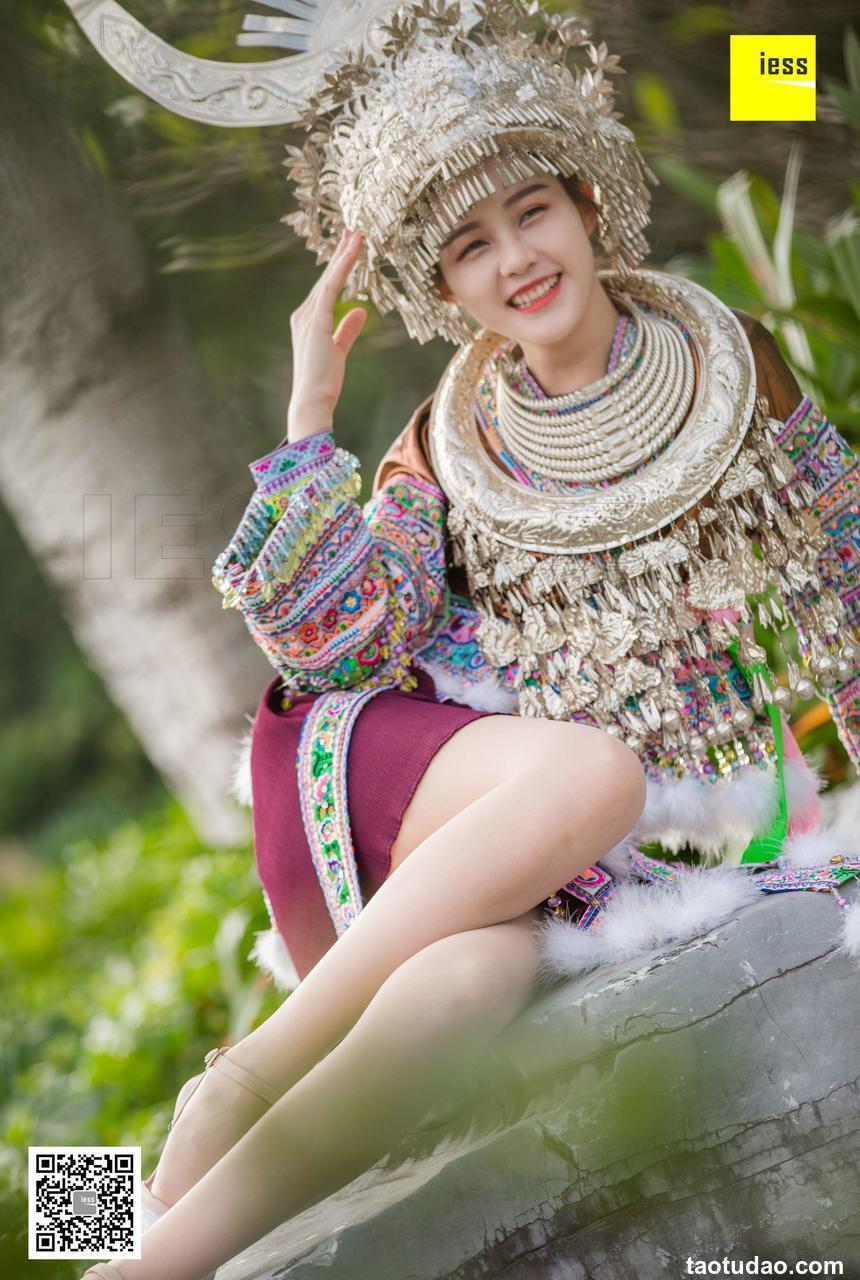 [IESS异思趣向] 2018.12.04 【魔鬼周三】特刊45期 - 穿丝袜的苗族九妹 [80P]