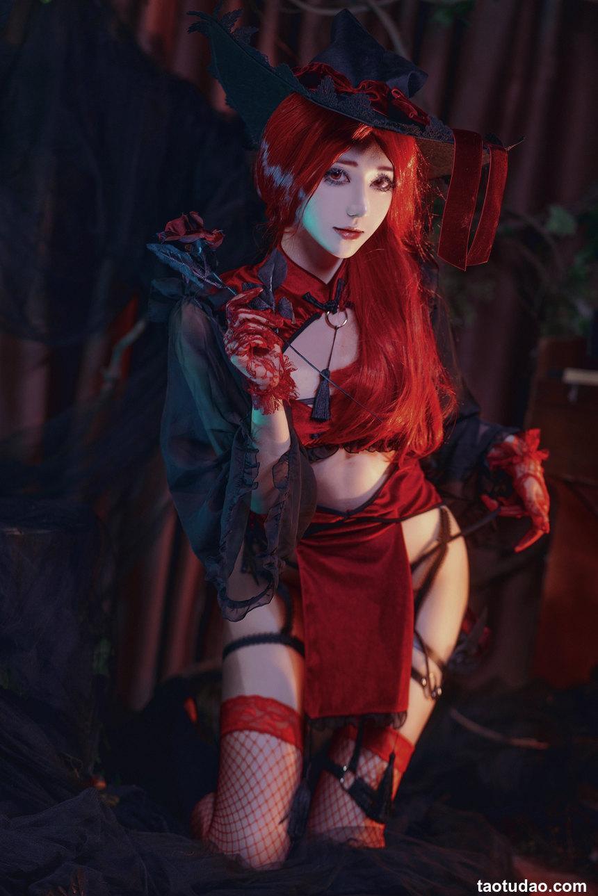 南桃Momoko - NO.82 红女巫 [19P-162MB]