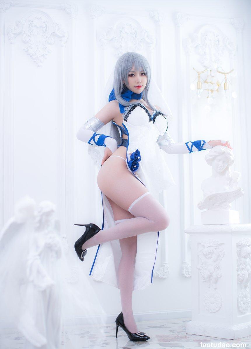 一北亦北 NO.007 – 路易九世礼服 [12P-83M]