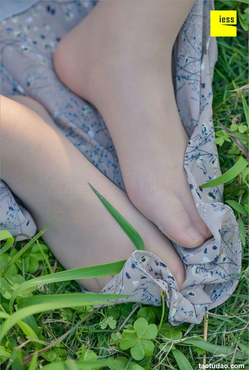 [IESS异思趣向] 2018.09.03 丝足便当MF.004：《梦呓4–白日梦》馨月[81P/57M]