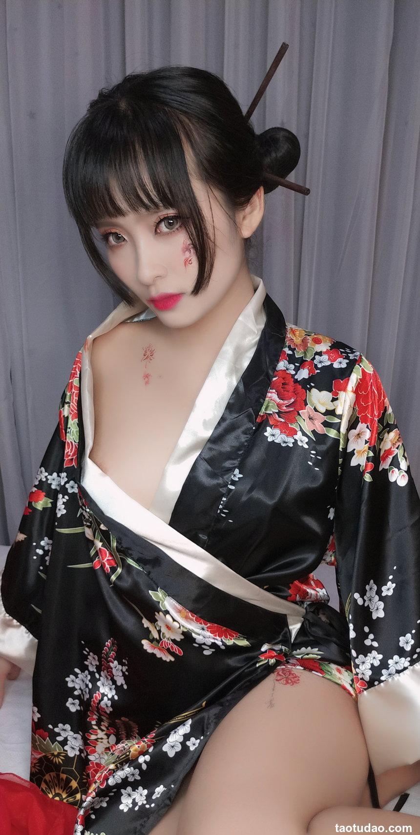 洛璃LoLiSAMA NO.003 - 歌舞伎[92P+10V／393MB]