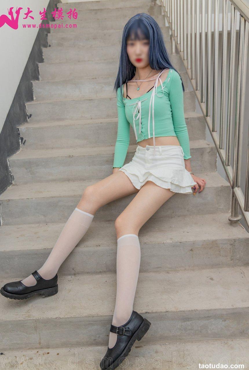 大生模拍 NO.239 利利 楼道美丝[64P／1.02GB]