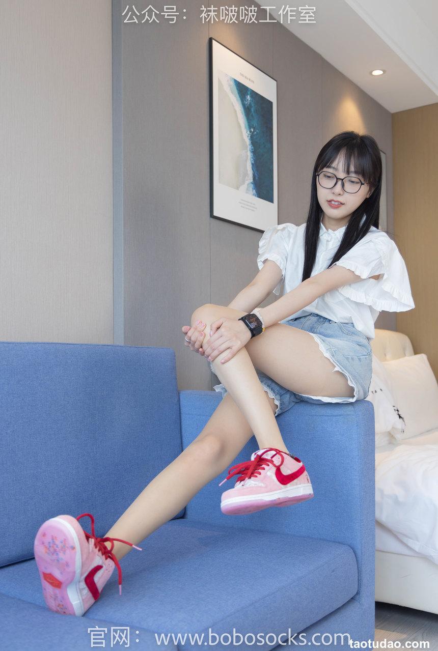 [BoBoSocks袜啵啵]NO.097 稚予-板鞋、玻璃丝短袜、肉丝[140P+1V／3.65GB]