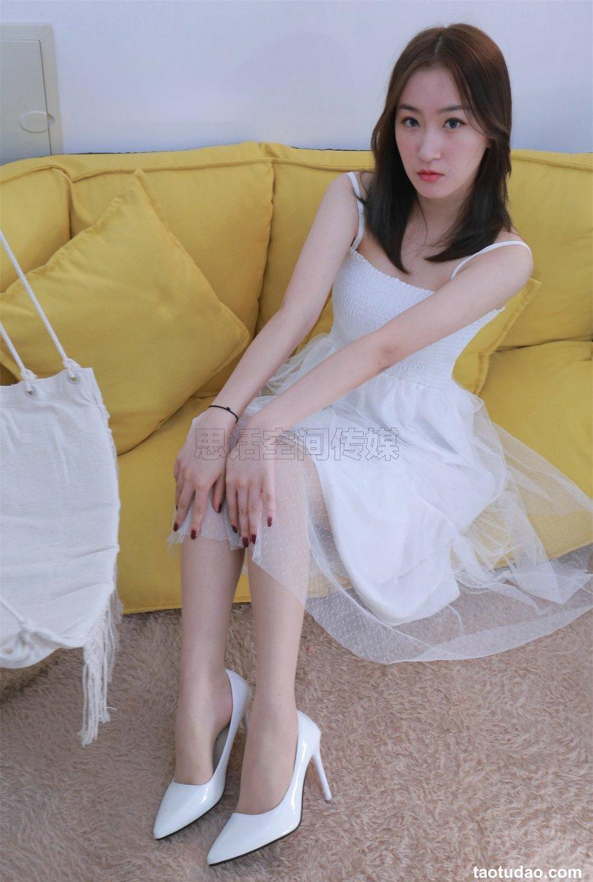 [SiHua思话]SH153（新模）Reya 小白裙下的美腿[49P／111MB]