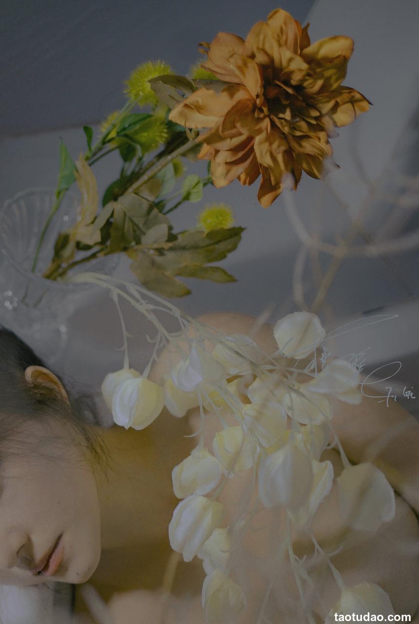 樱晚gigi NO.009 — 清衣.池 [25P+1V-700M]