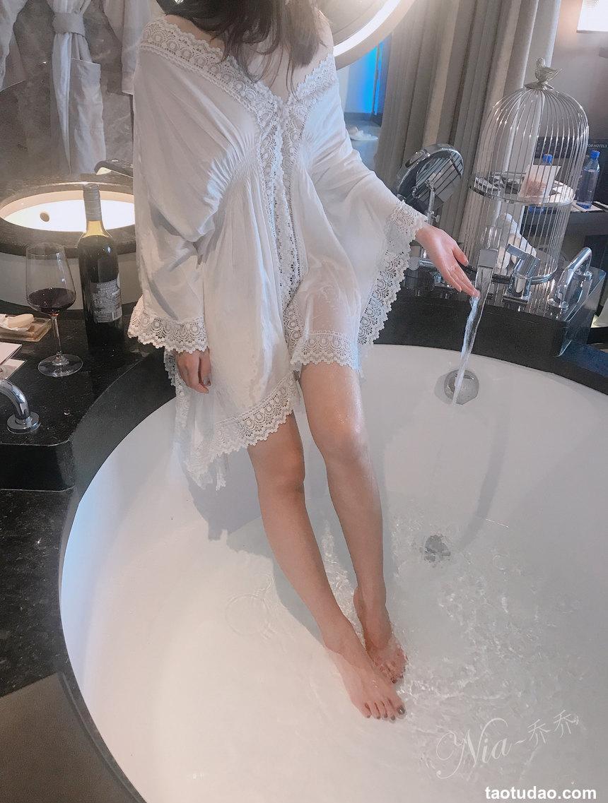 安乔乔 NO.024 美人出浴 [120P+295M]