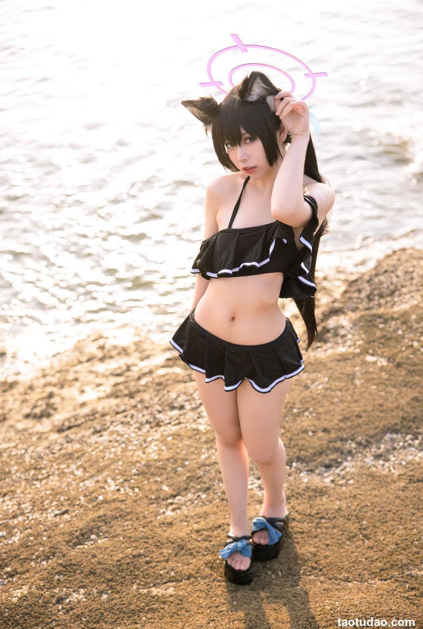 G44不会受伤 - NO.80 碧蓝档案 黑見芹香 海边泳装 [20P-161MB]