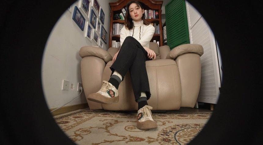 [A&F]丝足视频 043-美女baby展示她性感棉袜裸足 [1V-3.51G]