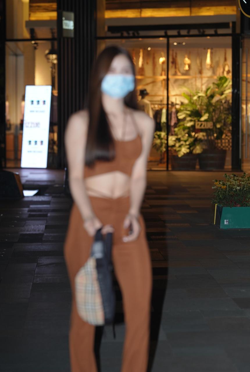 都市丽人极品紧身裤美女【145P-2.1G】