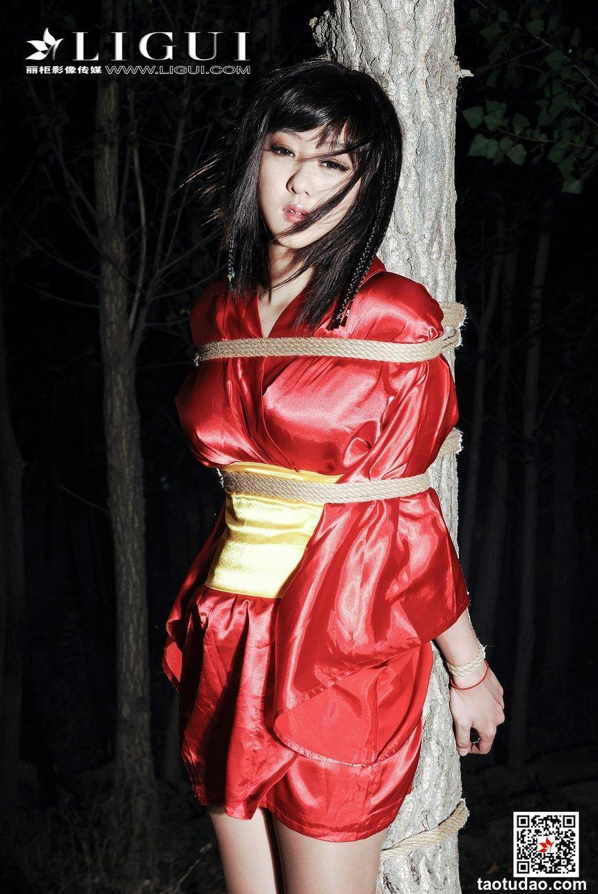 [Ligui丽柜]2018.11.29 网络丽人 Model 佩佩 [60+1P]