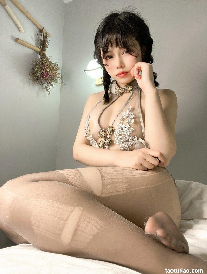 七月喵子 - NO.26 透明 灰撕袜 [45P-282MB]