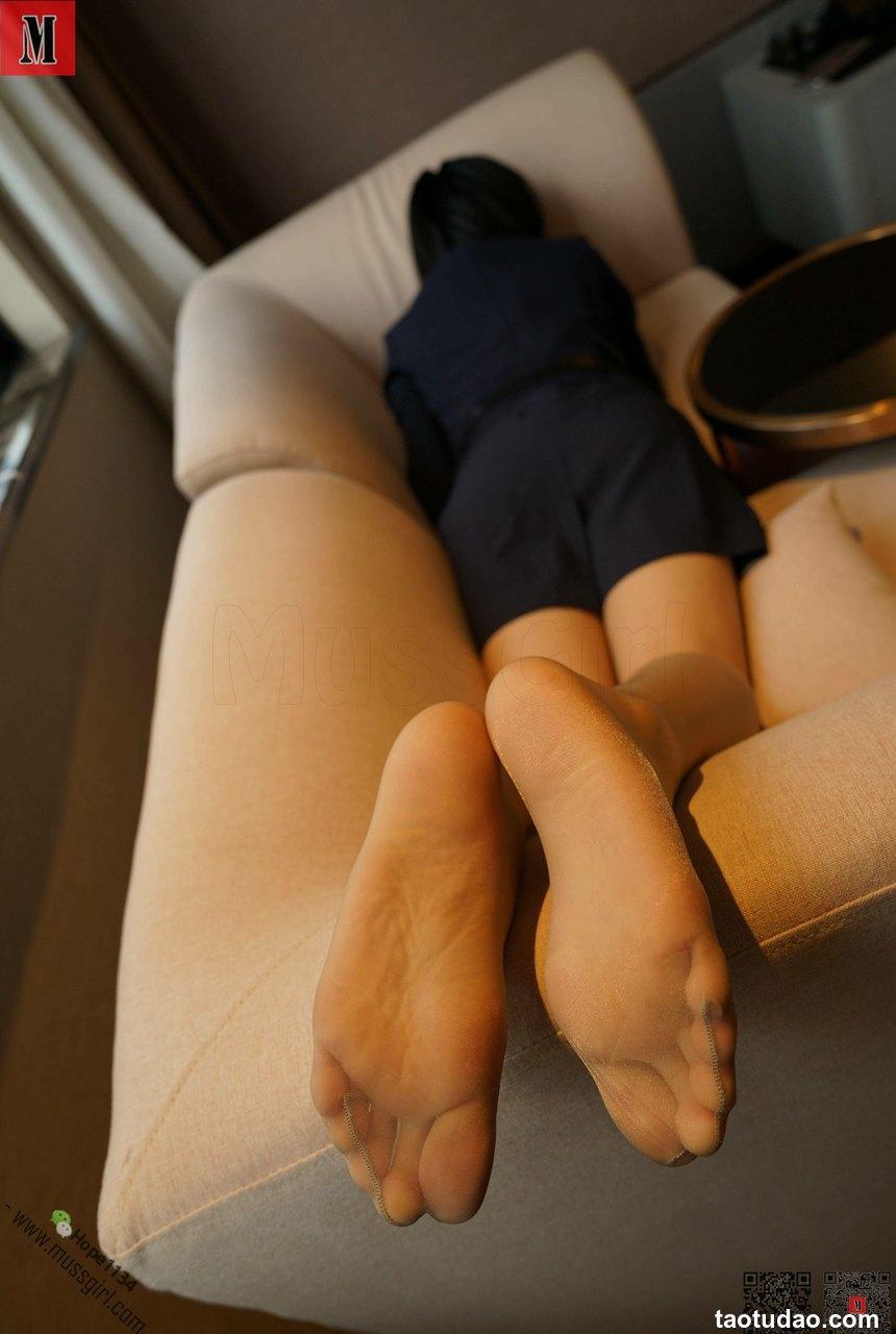 [MussGirl慕丝女郎]NO.229 空姐黄颖与我私会酒店学习摄影[66P／84.4MB]