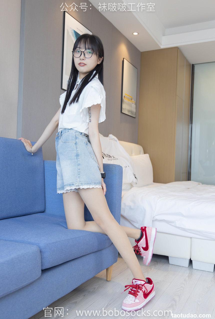 [BoBoSocks袜啵啵]NO.097 稚予-板鞋、玻璃丝短袜、肉丝[140P+1V／3.65GB]
