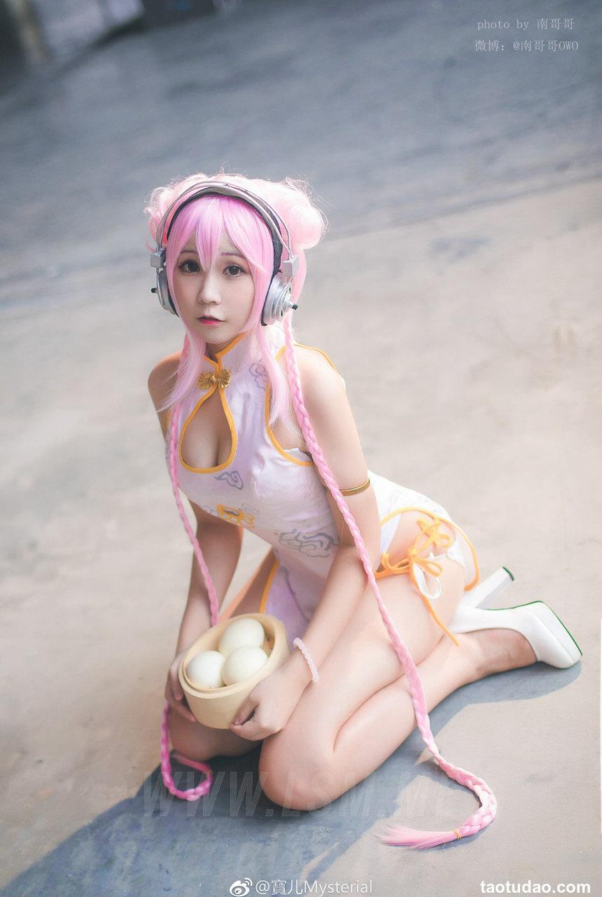 寶儿Mysterial — 加藤惠cos正片和索尼子花嫁版 [30P-180M]