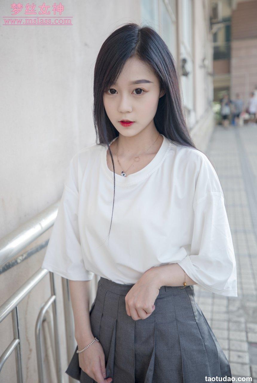 [MSLASS梦丝女神] 2019.06.13 灵灵《甜静的明星脸》[62P+1V-719MB]