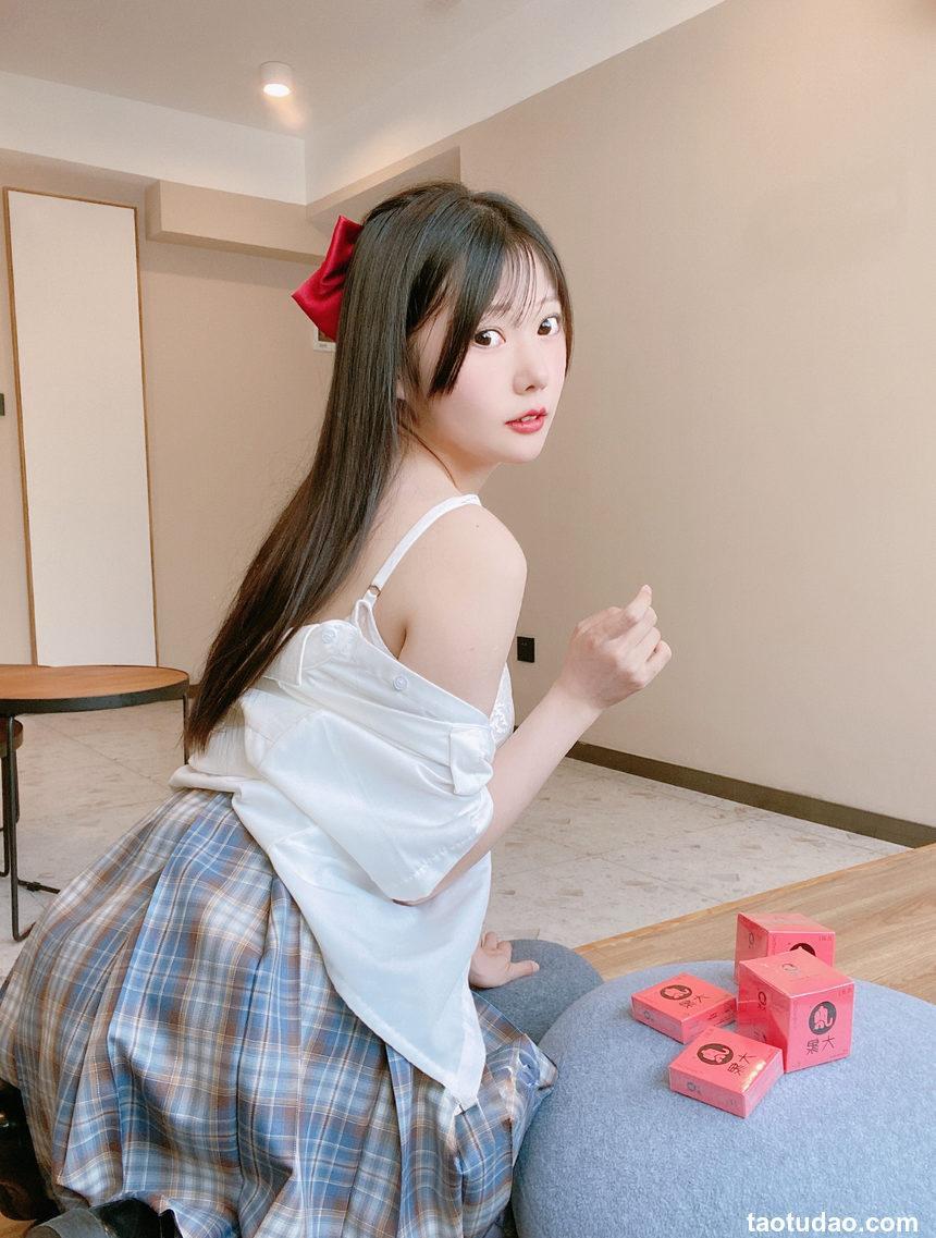 香草喵露露-大象JK格子裙[30P-92MB]