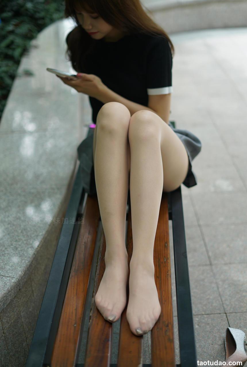 学妹加速跑 XM048《这天气看有点热-琪琪》[88P1V-201MB]