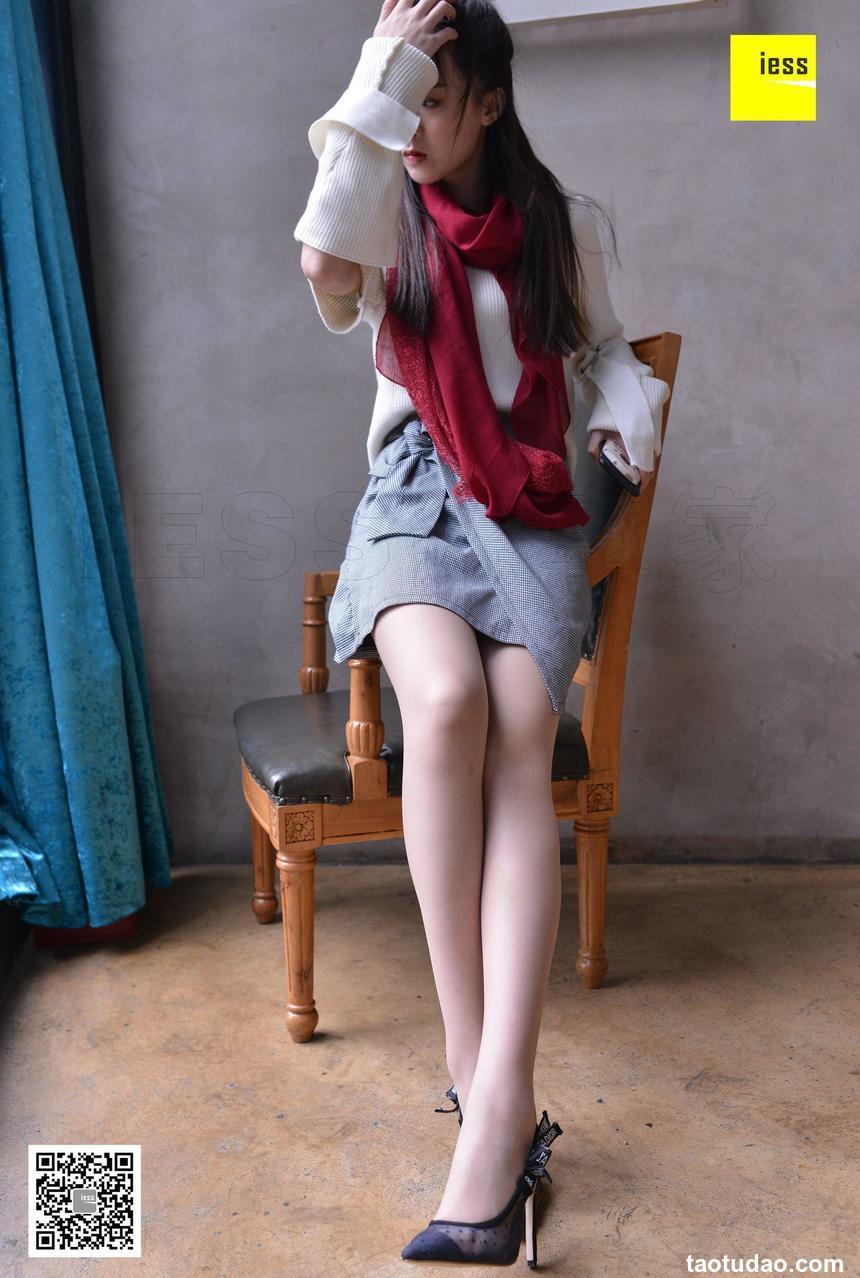 [IESS异思趣向] 2018.06.12 丝享家252：《透视高跟里的趾缝》紫紫 [90+1P/44.5M]