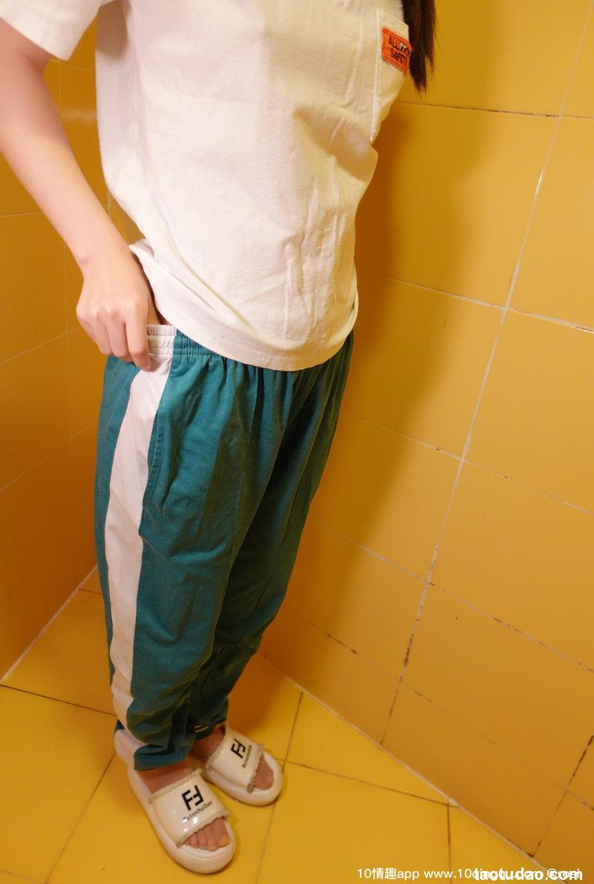 [ROSI写真] 口罩系列 2019.07.15 NO.1128 [60+1P/56M]