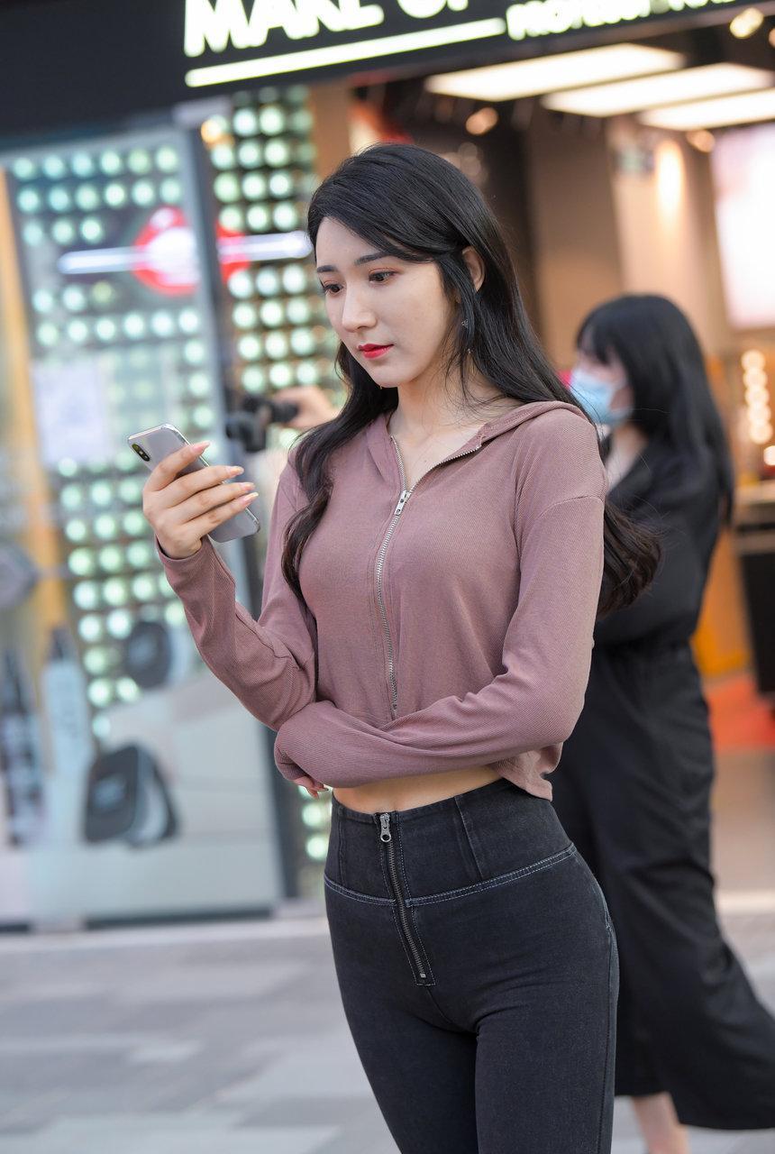 都市丽人蜜桃紧牛小姐姐套图【80P-1.5G】