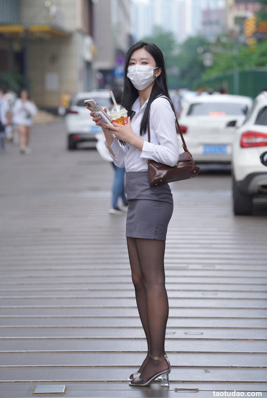 都市丽人一个人的通勤日常生活【套图+视频-28.3G】